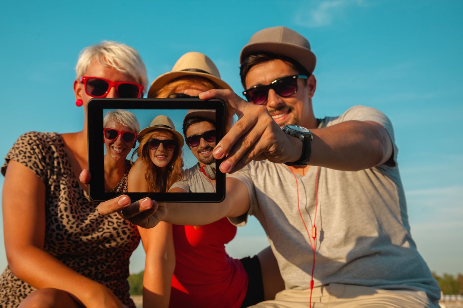 Crypto Competitor to Elon Musk's X Takes a Wallet-First Route